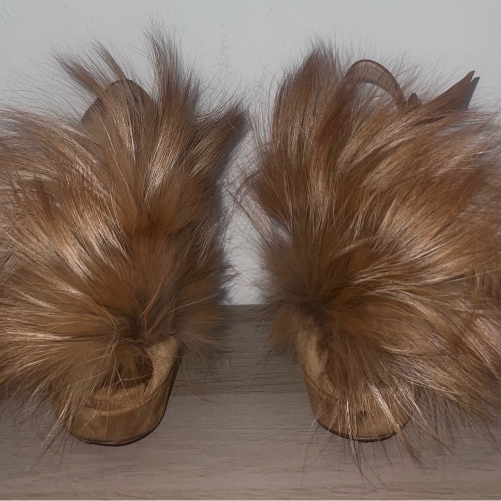 Christian LouBoutin Mink fur heels - Picture 2 of 4